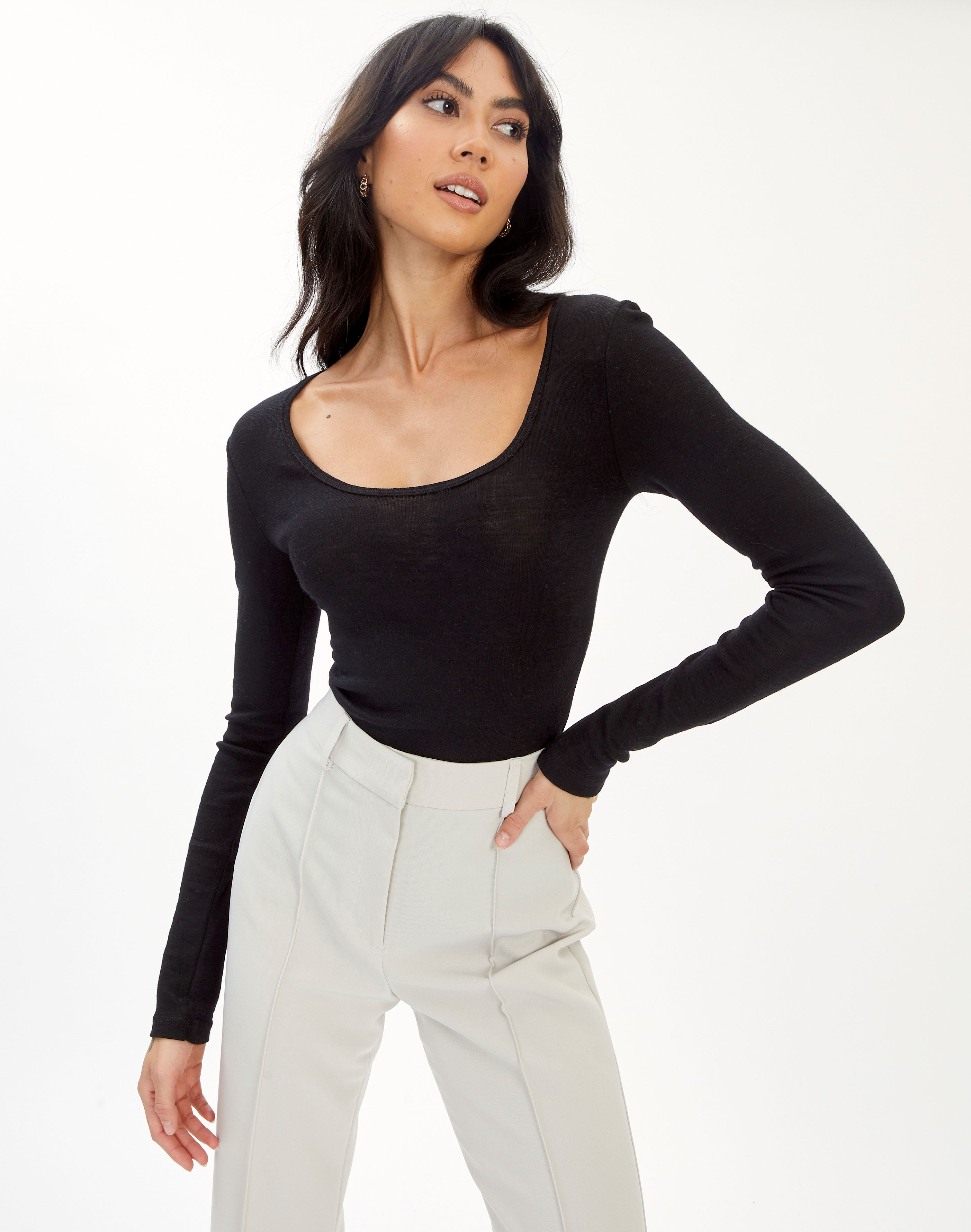 Merino Scoop Neck Long Sleeve in Black 