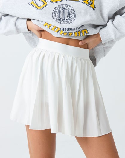Pleated Tennis Skirt in White | Glassons