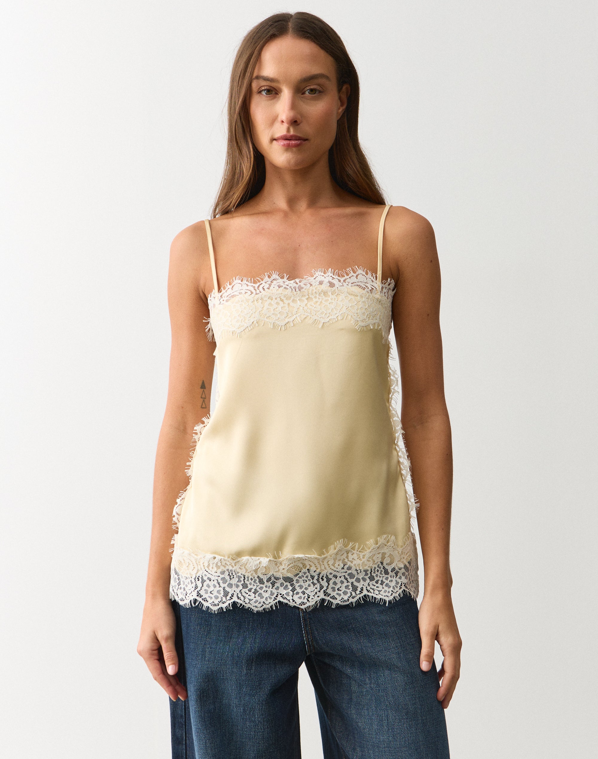 【本日最終】carla カーラ　Satin lace camisole Satin Lace Cami Top in Lilac X Caribbean | Glassons US
