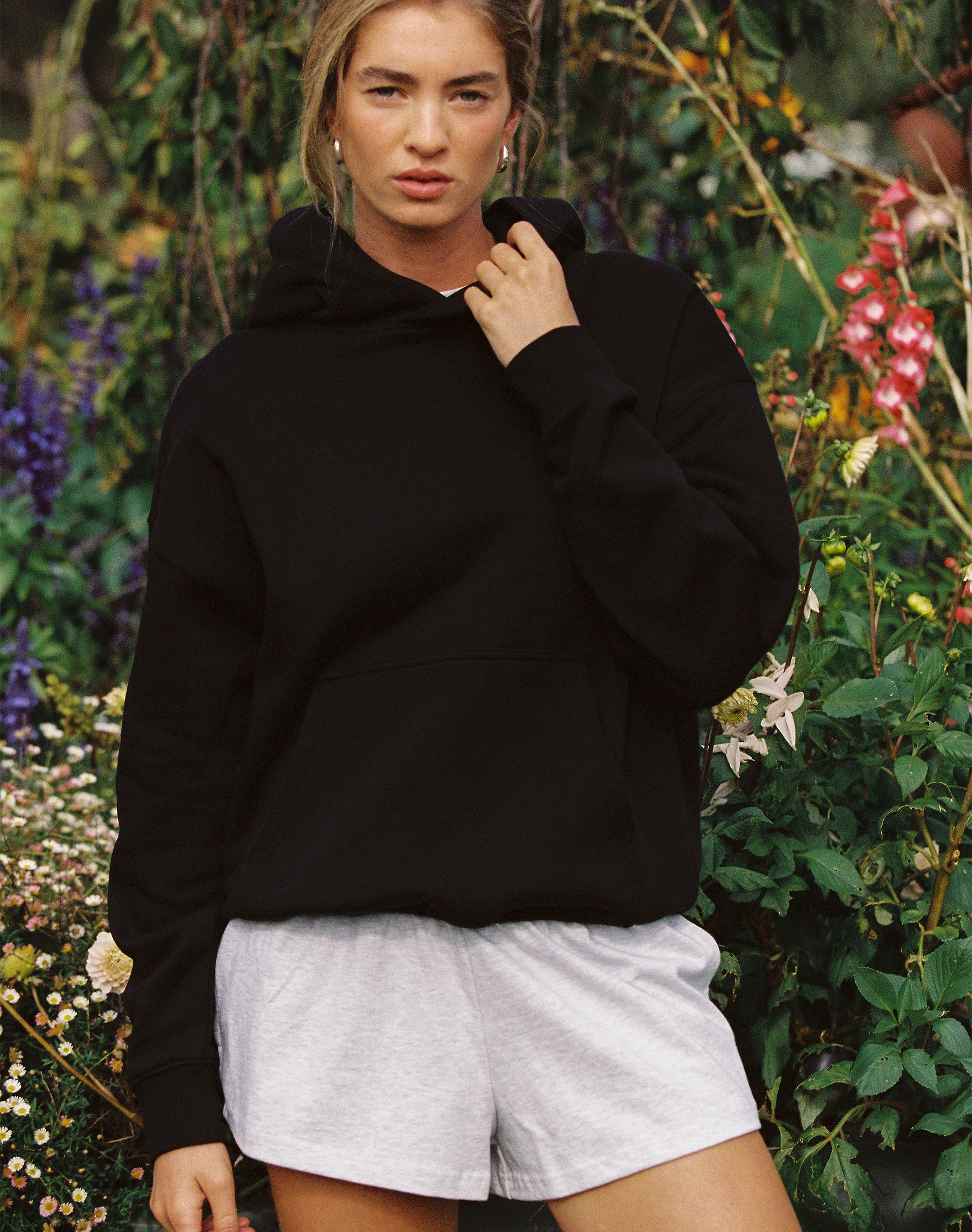 shyla-oversized-hoodie-black-