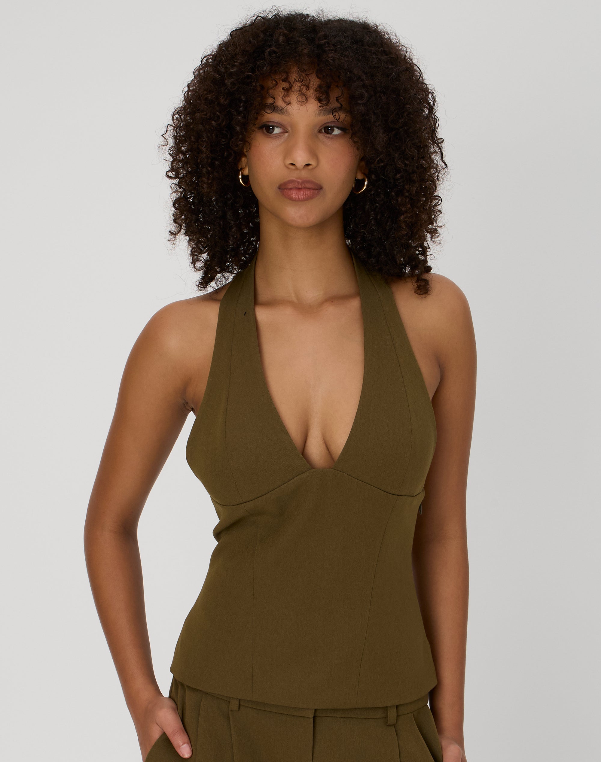 Move Halter Tank – Candid Clothing