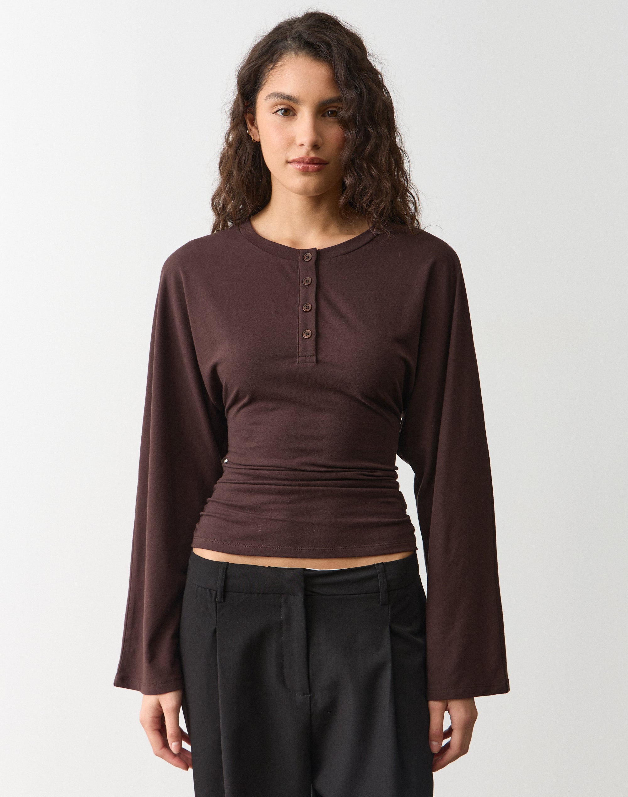 stunna-bat-sleeve-placket-