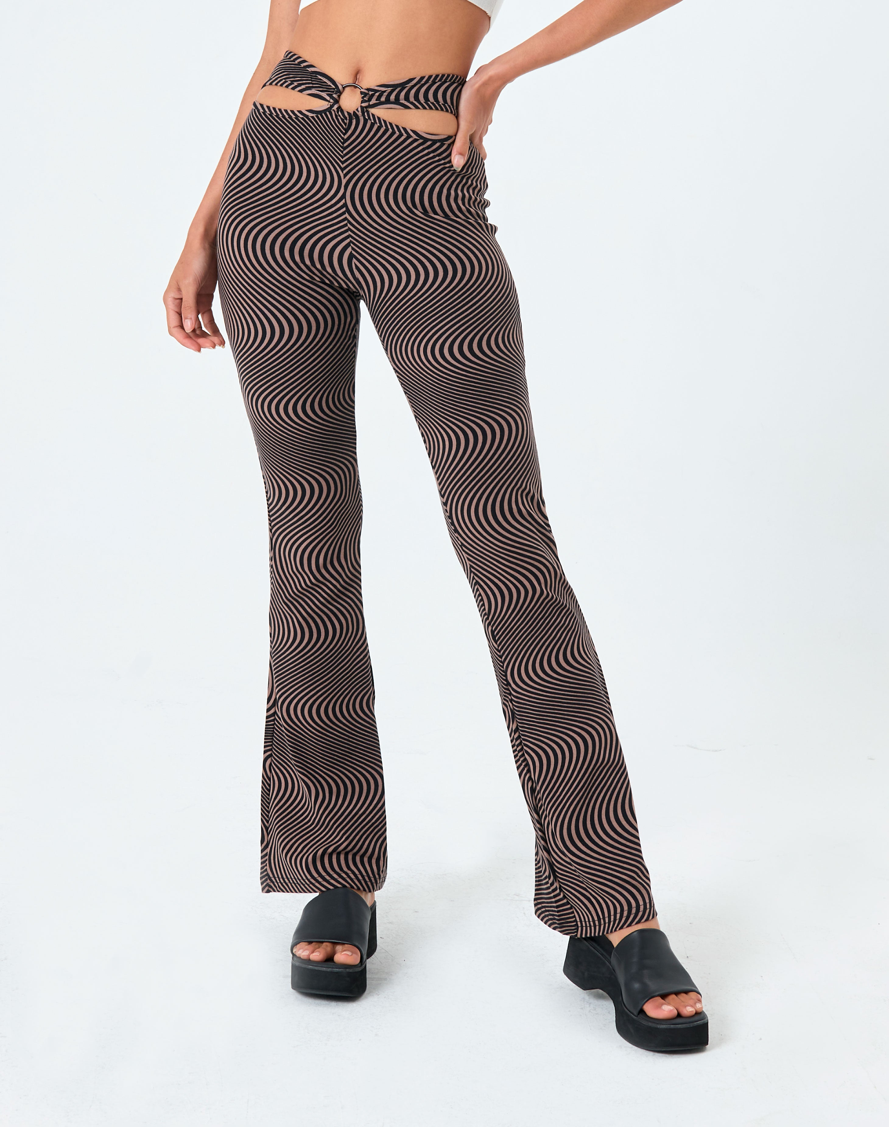 Traceable High Waist Wave Cut Out Ponte Pant in Print | Glassons