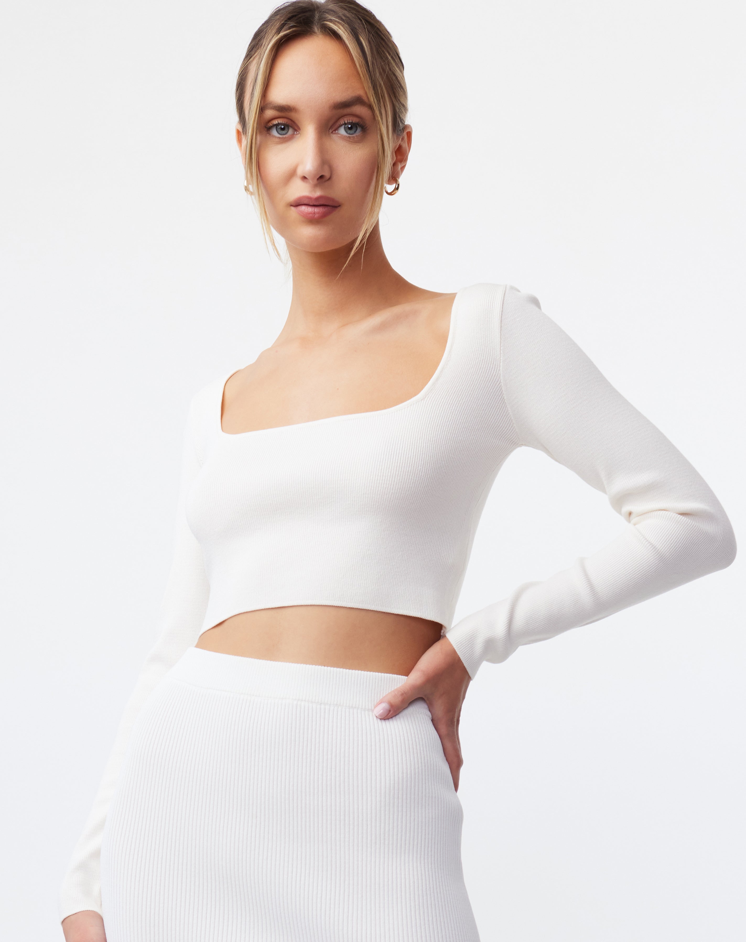 long sleeve square neck