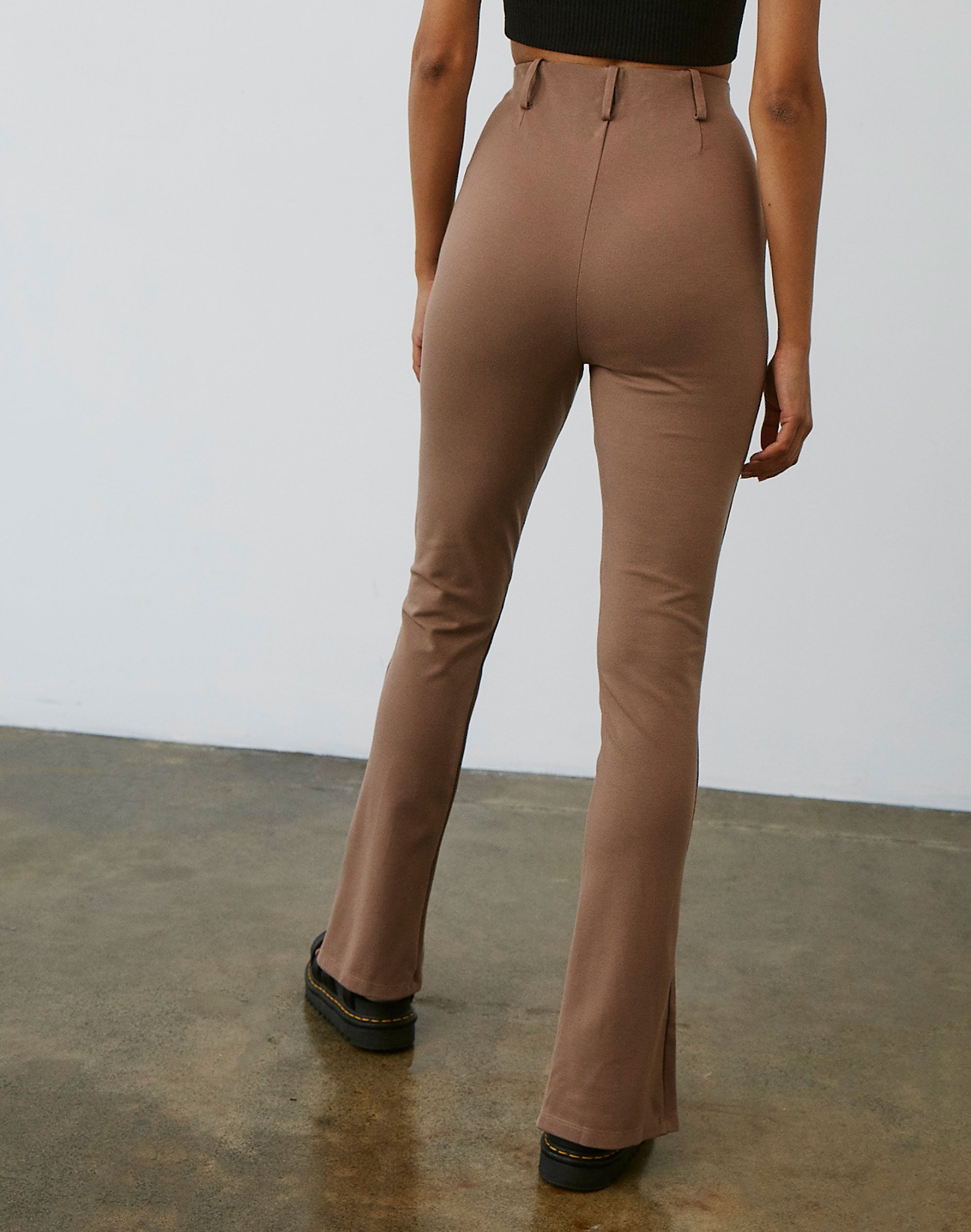 Split Front Ponte Pant in Pink | Glassons