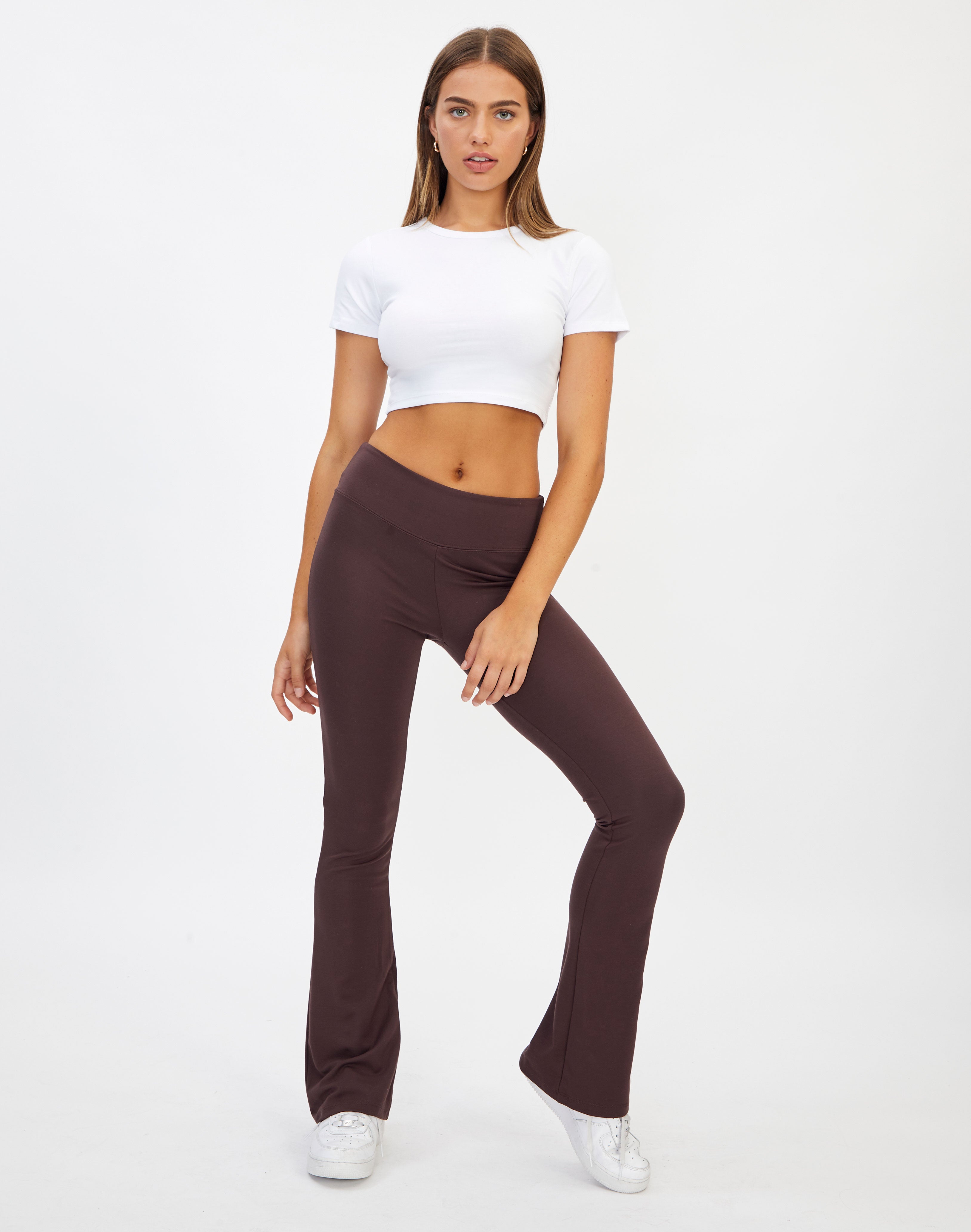 Mid Rise Bootleg Ponte Pant in Brown 