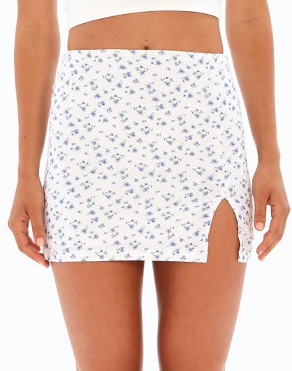 Traceable Linen Print Side Split Mini Skirt in Print | Glassons