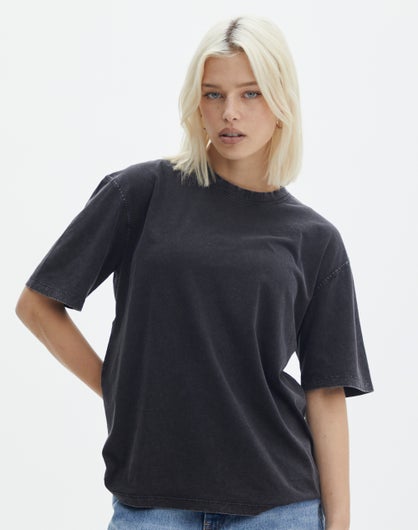 Classic Oversized Tee in Washed Onyx | Glassons