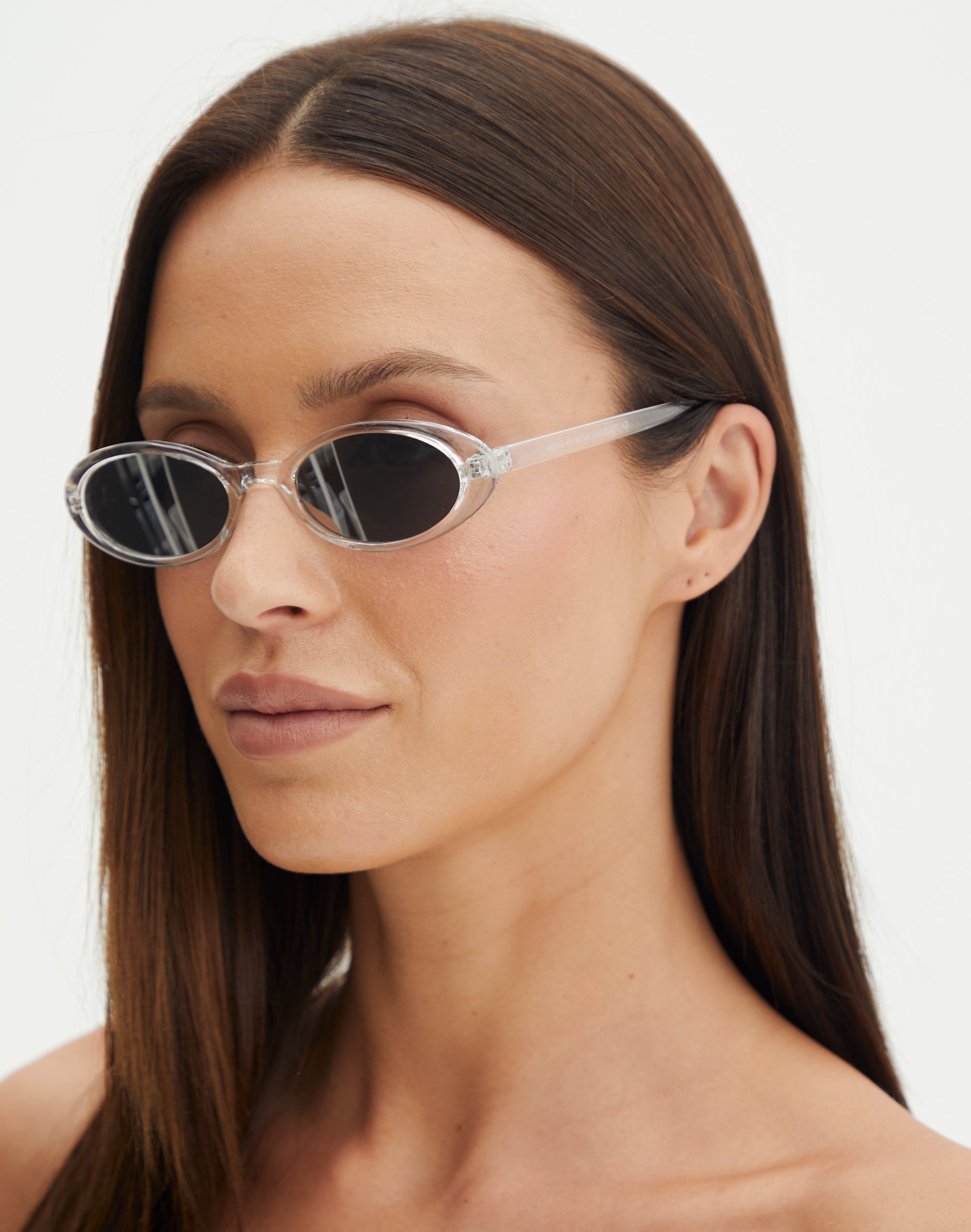 Linda Farrow - Linear Eaves C6 Oval Sunglasses in Black - LF11C6SUN - Linda  Farrow Eyewear - Avvenice