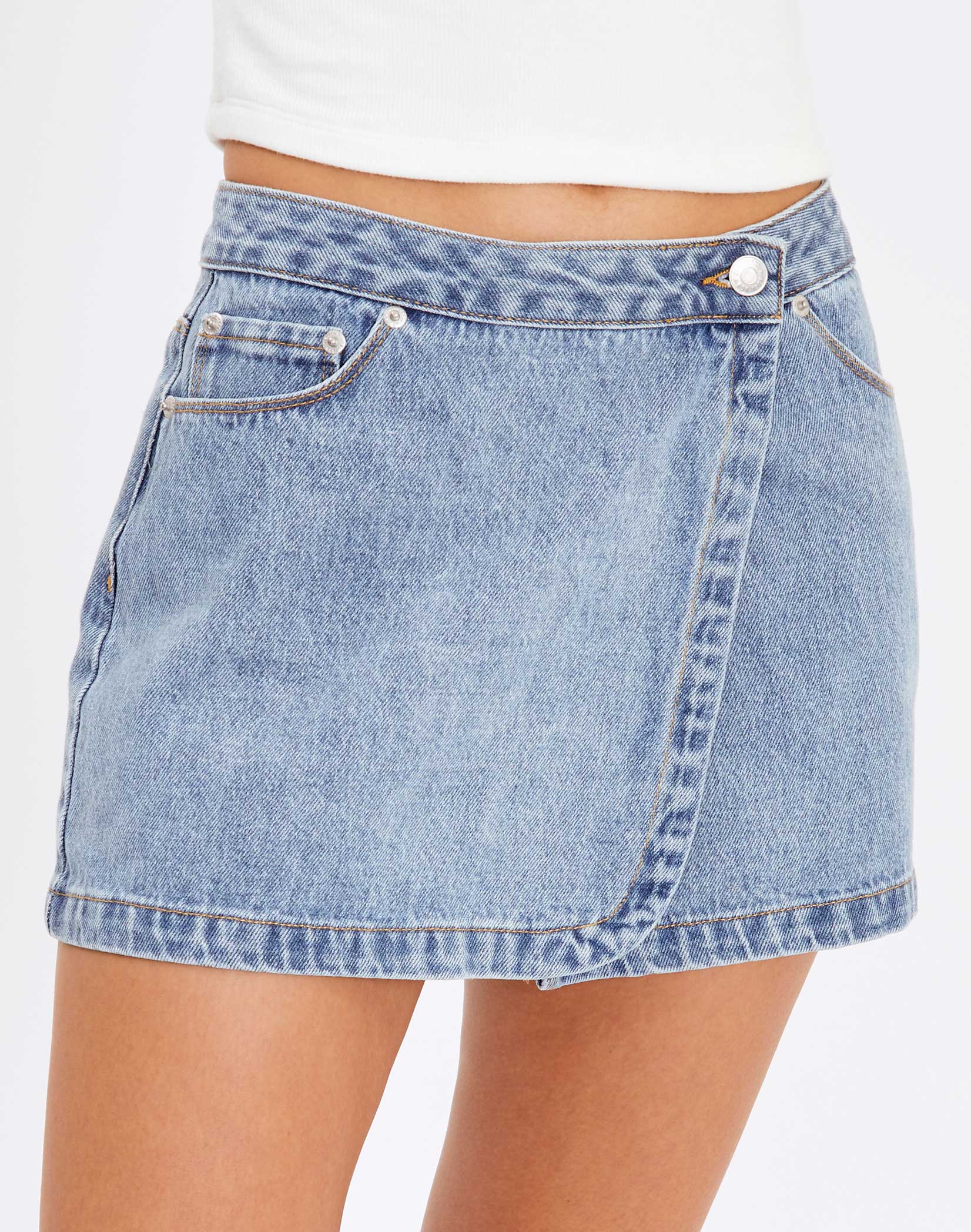 Wrap Curve Hem Denim Skirt in Wash 