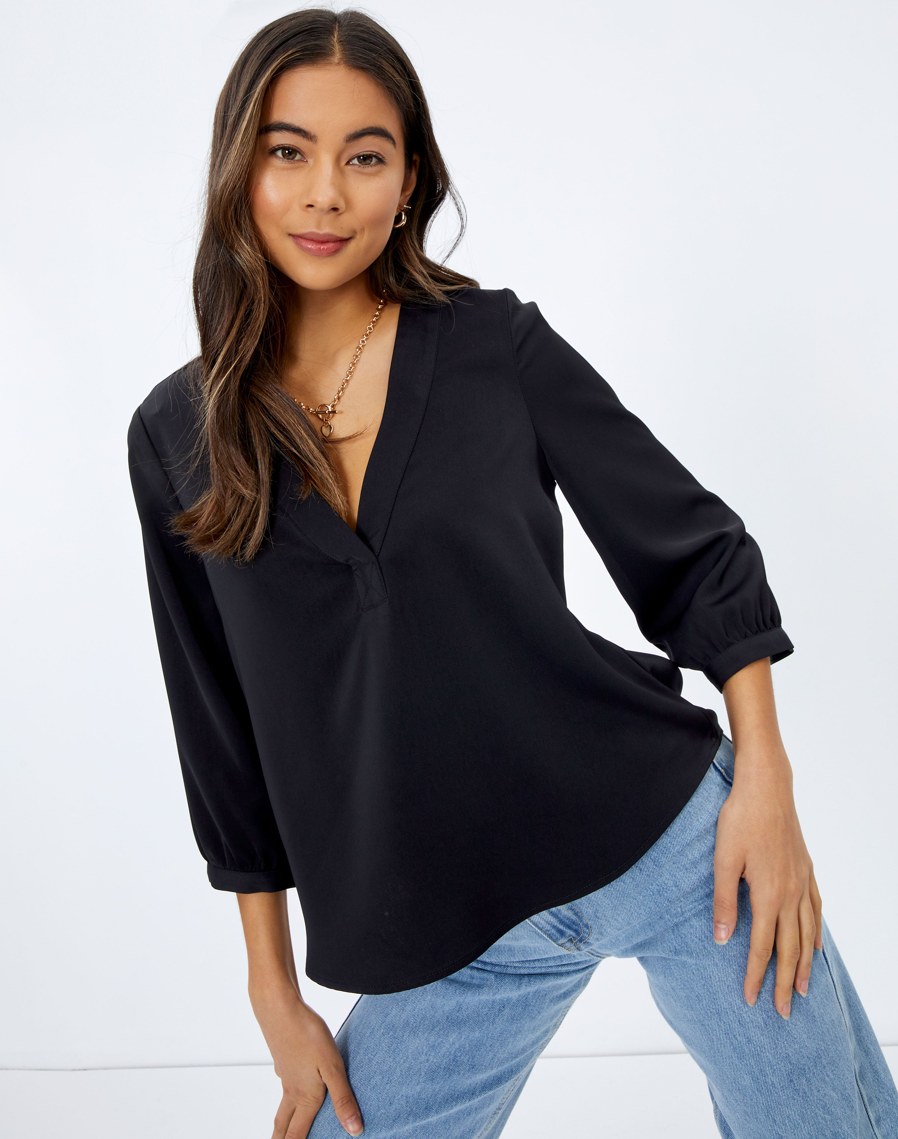 Relaxed V Neck Blouse in Black | Glassons