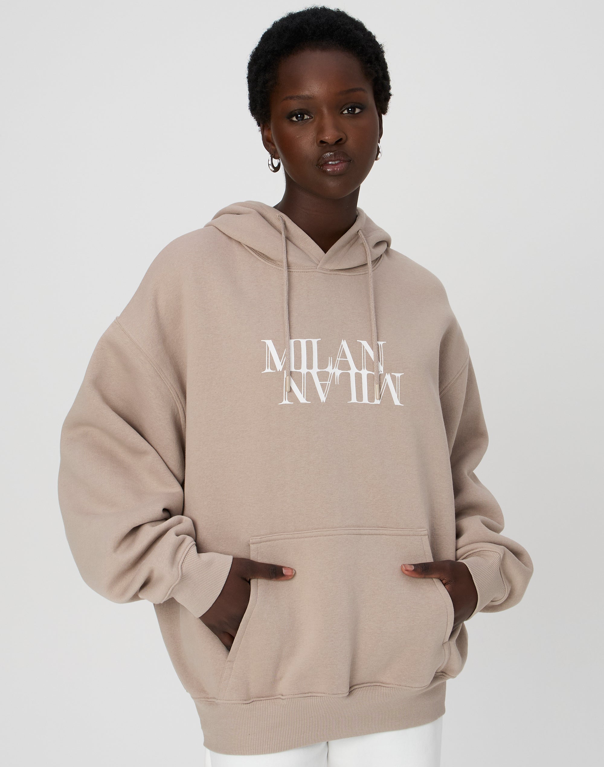 https://www.glassons.com/content/products/yachty-printed-hoodie-milan-on-the-rocks-front-tl157364prt.jpg